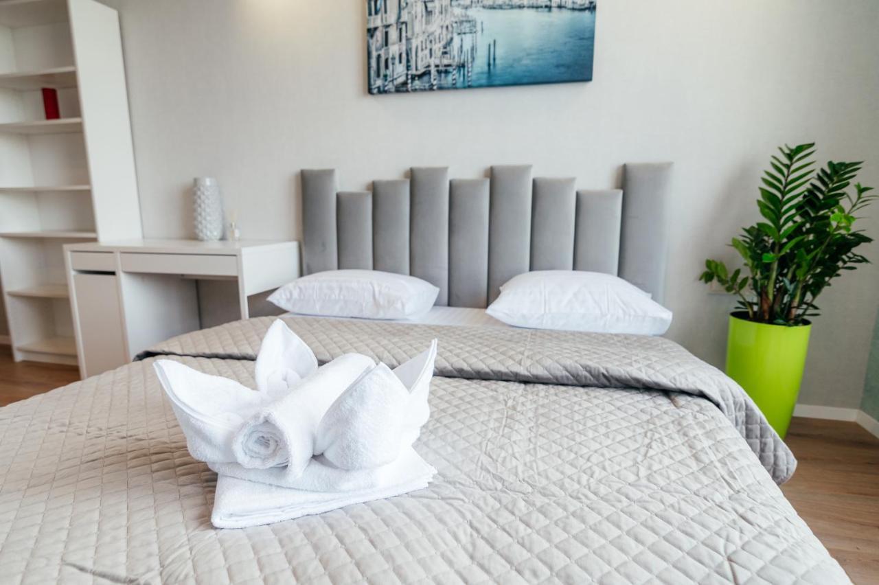 Pearl Premium Apartments 3 키예프 외부 사진