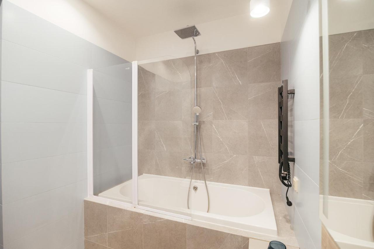 Pearl Premium Apartments 3 키예프 외부 사진